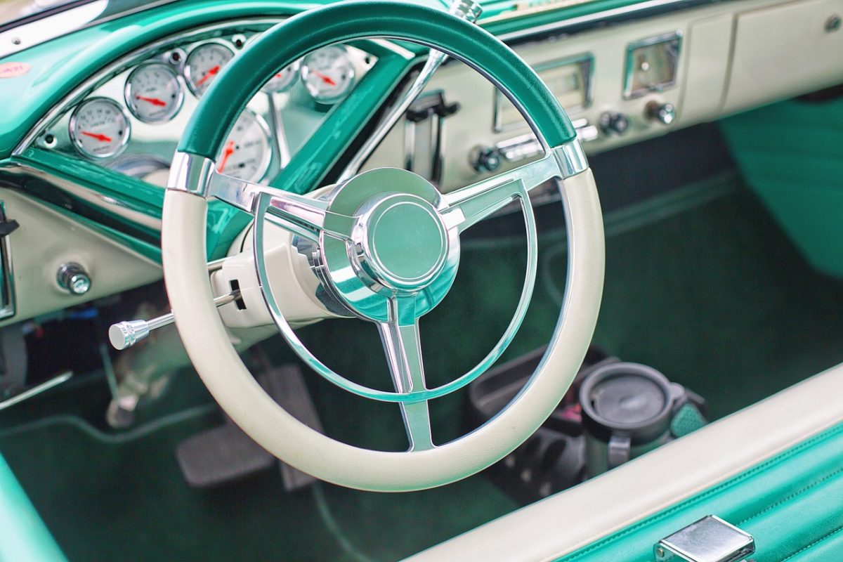 vintage-car-steering-wheel-turquoise-852239 vintage car, steering wheel, turquoise-852239.jpg